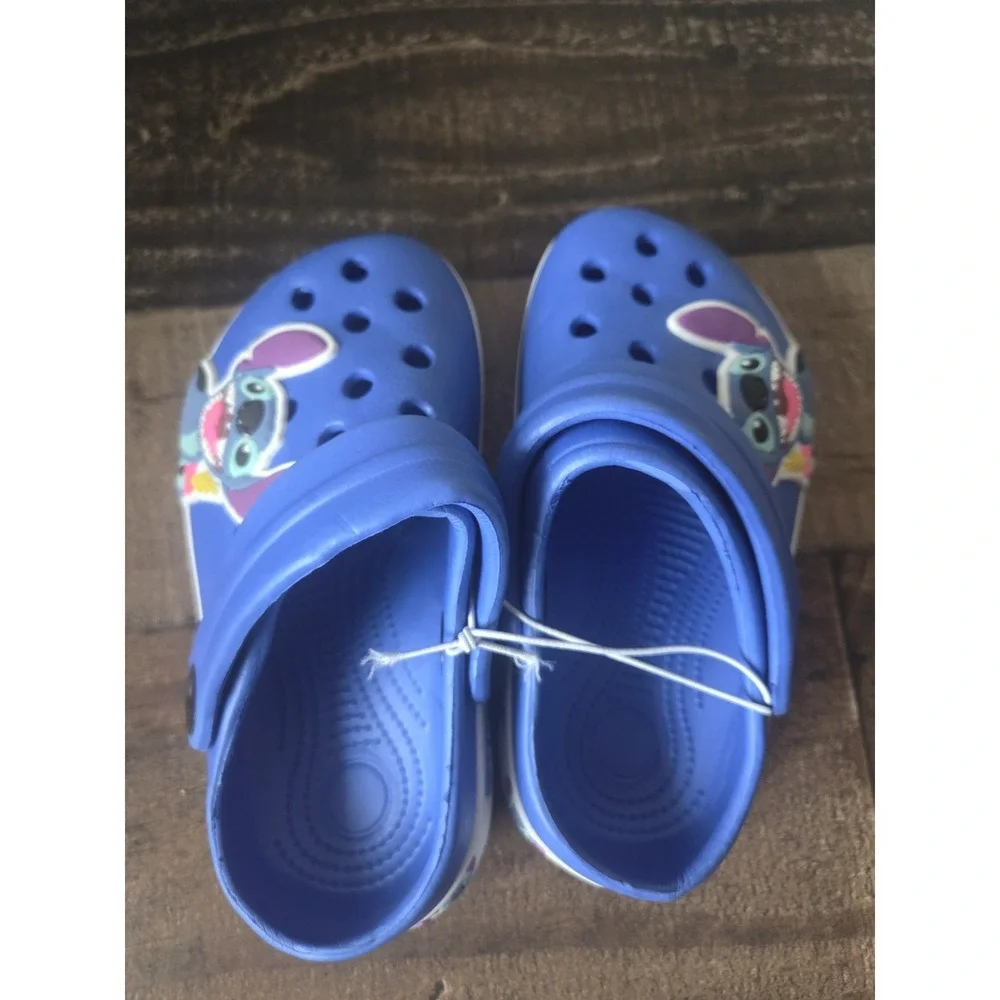 The Unbranded Brand stitch clogs